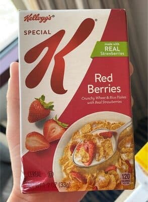 Red Berries Crunchy Wheat & Rice Flakes With Real Strawberries Cereal, Red Berries