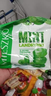 Hard mint flavored caramels, mint