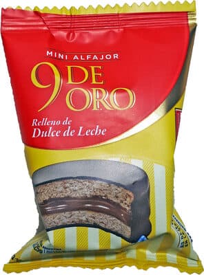 Mini alfajor relleno de Dulce de leche