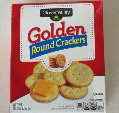 Golden round crackers