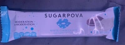 White chocolate with cookies and cream