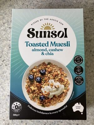 Toasted Muesli Almond, Cashew & Chia